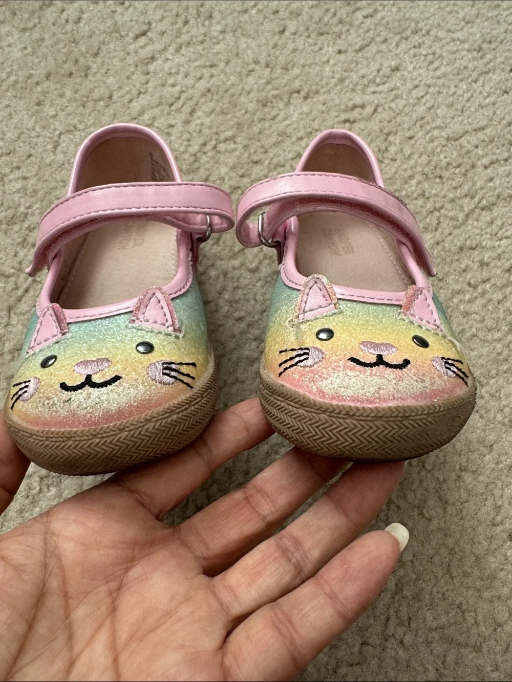 Harper Canyon Girls' Pastel Rainbow Cat Mary Jane Shoes - Pink Trim - size 8